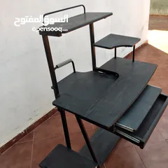  2 طاولة كمبيوتر مستعملة