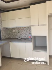  2 للايجار بالمصايف  قرب  وخلف وزاره المالية ع شارعين مفتوحه