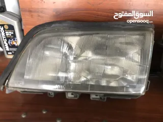  3 اضويه مرسيدس C200 للبيع