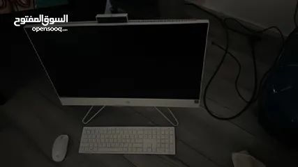  1 HP all in one   Hp all in one  12th gen inter(R) core (TM) i5-1235u 1.3 Ghz Ram: 8g  بحالة الجديد