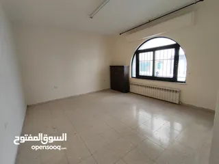  11 شقة غير مفروشة للإيجار – الطيرة  شارع روما