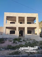  5 بيت عظم المغاريب واجهة حجر