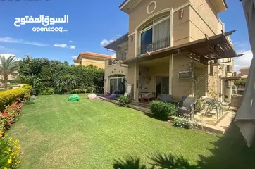  1 فيلا للبيع بفيو مميز جدا في ستون بارك التجمع الخامس - Villa For Sale with a good View At Stone Park