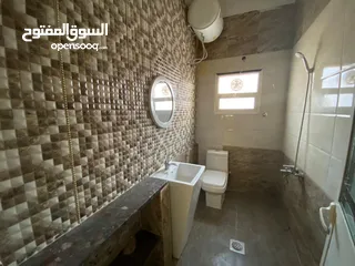  14 فيلا مستعمله للبيع في عجمان/Villa for sale in Ajman