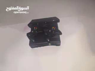  1 اكس بوكس 360 نظيف استعمال بسيط مع كاميرا و 5 العاب