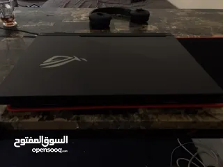  4 لابتوب asus Rog strix 1650ti للبيع قابل للتفاوض.كويس للدراسه0 مع الشاحن الاصلي له