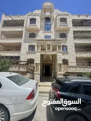  1 شقة مساحة 215م للبيع خلف مستشفى الراهبات الوردية