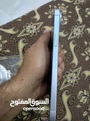  4 ايفون 15بلص استعمال شهرين