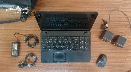  10 للبيع لابتوب Toshiba Satellite C850-A786 تصميم أنيق وهيكل خارجي بحالة جيدة .