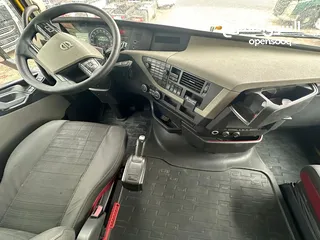  7 ‎ Volvo tractor unit automatic gear راس تريلة فولفو  جير اتوماتيك 2014