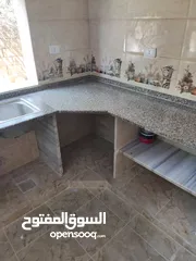  5 بليط سوري جاهز للعمل تركيب جميع أنواع البلاط والبورسلان والسيرميك والرخام خبره 25سنة