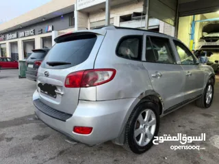  4 هونداي سنتافية