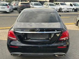  8 Mercedes Benz E200 2017 Korean Specs