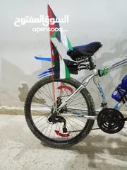  11 بسكليت جنط 26 ما فيه ولا غلطة البسكليت بحالة الوكالة استخدام6  البسكليت عليه علبة مي والي بتمسك عل