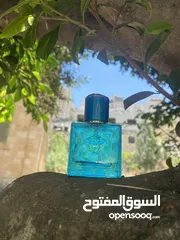  4 اي عطر 25 كل روائح الجديده عطر بعلبته اصلي يدوم 3 ساعات موجود كل العطور في صفحه إنستغرام