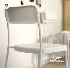  3 طاولة طعام مكونة من اربع كراسي ومرايا طولانية خشب من IKEA بحالة جديدة وممتازة
