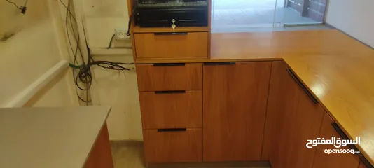  8 كاونتر خشب للمطاعم والمقاهي