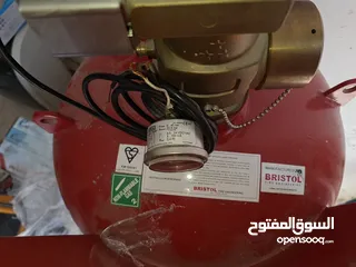  2 نظام اطفاء : الغاز المستخدم: HFC-227ea (المعروف  باسم FM-200)