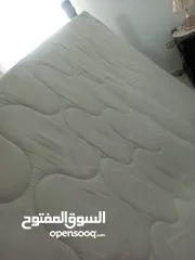  3 فرشة تخت مفرد و نص مستعمل بحالة جيدة التواصل على الواتس.