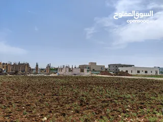  2 فرصة سكنية استثمارية قطع أراضي في منطقة الروضة ناعور قبل بلدية حسبان سكن ج مساحات متنوعة وموقع مميز