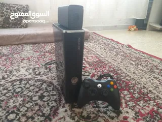  4 أكس بوكس 360 مع يده بأحسن حالة فقط ب 900 شيكل