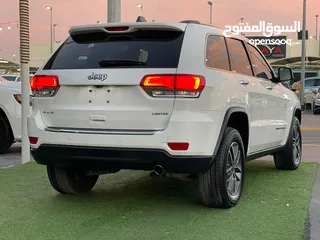  16 Jeep Grand Cherokee V6 2020