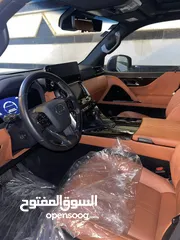  2 لكزز LX600 VIP