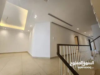  23 فيلا متلاصقة للبيع في عبدون - ref:14545