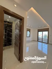  13 شقة طابقية طابق ارضي مع 3 ترسات باجمل مناطق مناطق تلاع العلي