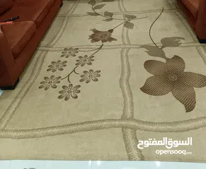  5 سجادة لون بيج طول 320سم بعرض 227سم