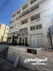  3 محل تجاري مميز للبيع خلف فندق الفور سيزونز