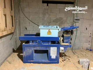  1 ماكنة نجارة خشب
