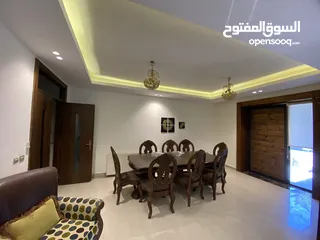 16 شقة ارضية للايجار في ام السماق / كراج مستقل
