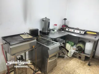  4 مطعم شعبي للبيع او الضمان
