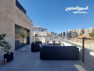  3 روف طابقي مع ملحق للبيع في عبدون بمساحة بناء اجمالية 430م