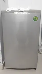  1 Toshiba Refrigerator ثلاجة ميني بار