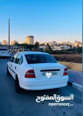  3 اوبل فكترا
