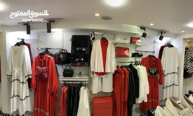  4 محل طابقين للبيع