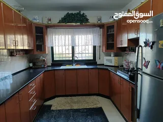  5 شقه مفروشه للايجار في بطن الهوى 2200 شيقل