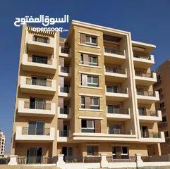  13 دوبلكس للبيع 4 غرف في تاج سيتي علي طريق السويس امام المطار القاهرة الحديدة بالقرب من مصر الجديدة