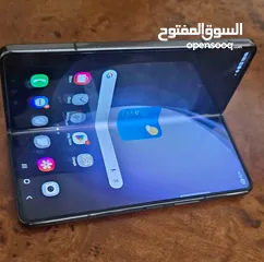  2 للبدل او للبيع سامسونج ز فولد 5 128 جيجا Black Samsung z fold 5 like new 128gb