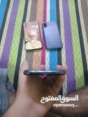  3 للبيع آيفون XS