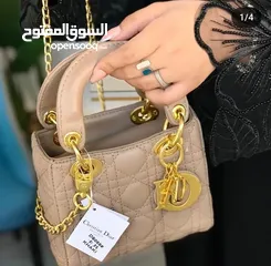  1 شنط جديده ماركات فخمه حجم صغير