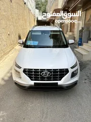  4 هونداي فينيو لون ابيض 2020 تنمير جديد للبيع بسعر لقطه ولا غرام بويه رخصه وتأمين سنه كامله