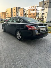  3 للبيع نيسان التيما 6 سلندر فل اوبشن