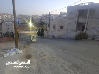  4 ارض 500 متر سكن ج على شارعين في المياله