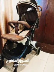  4 عرباية شارع للأطفال تتحول تخت قابله للطي -نوع كيدلو استخدم شهرين تتسع لطفليين