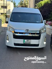  10 باص فان10ركاب لنقل الركاب والسياح وخدمات التوصيل من والى المطار والمعابر الحدوديه والجولات السياحيه