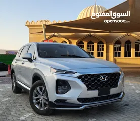  1 Hyundai Santafe 2019
