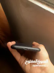  8 التلفون ما شاء الله مش مفتوح ولا مغير في اشي
